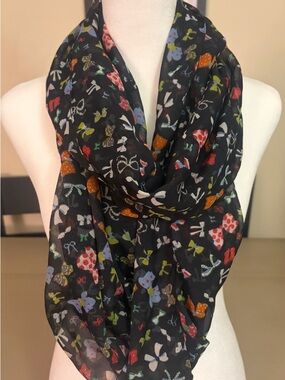 Lightweight Black Bow Print Scarf - Versatile Women’s Accessory